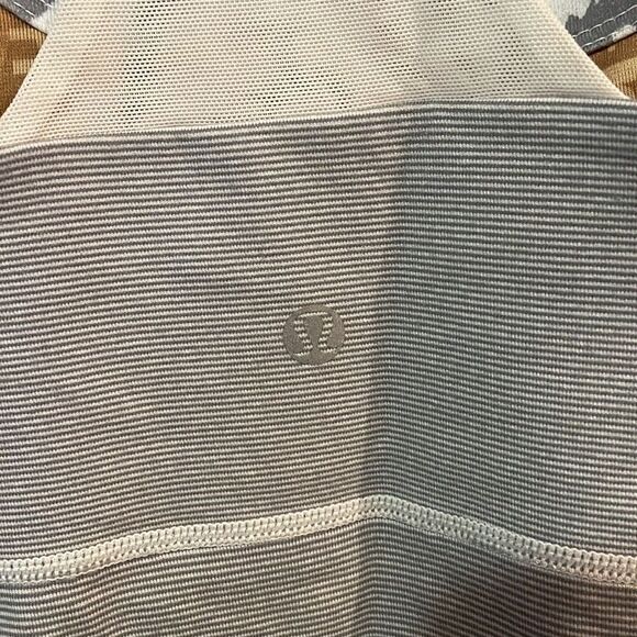 Lululemon Scoop Neck Tank Wee Stripe White Fossil / Beachy Floral White Fossil - Picture 6 of 7